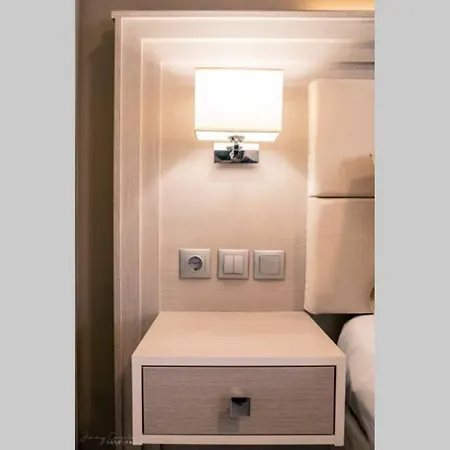 Remvi Deluxe 104 With Sea View Apartament *