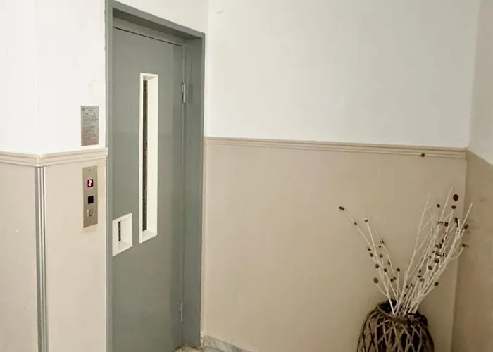 Remvi Deluxe 104 With Sea View